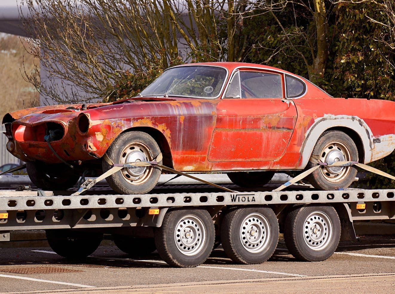 Todo lo que debés saber sobre las grúas para autos